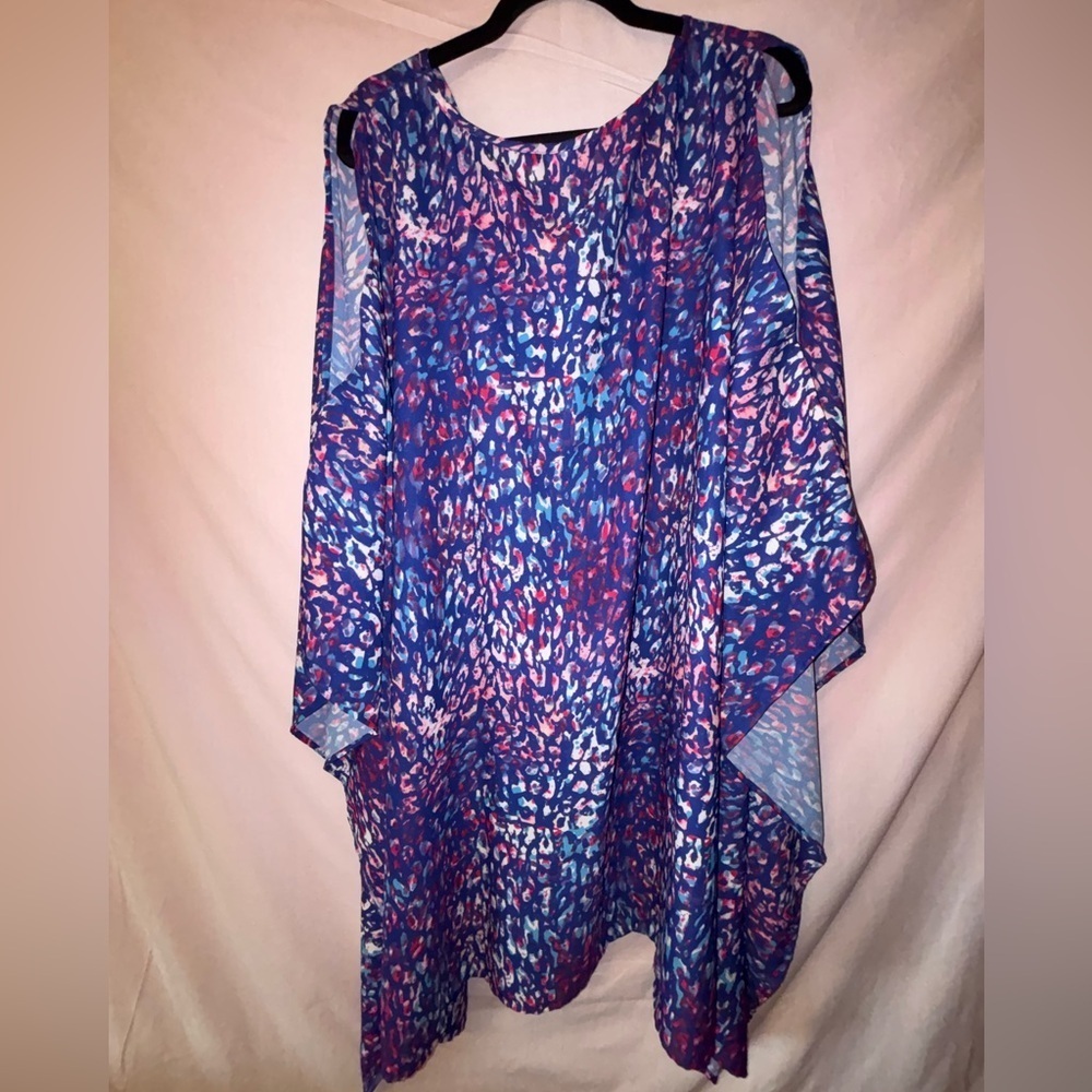 Swimsuits For All Blue and Pink Oversized Tunic - Picture 8 of 12